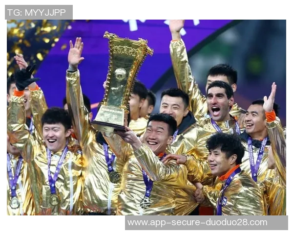 鲁能迎战北京足协杯激战在即球迷期待精彩对决与荣耀之争 鲁能迎战北京足协杯激战在即球迷期待精彩对决与荣耀之争